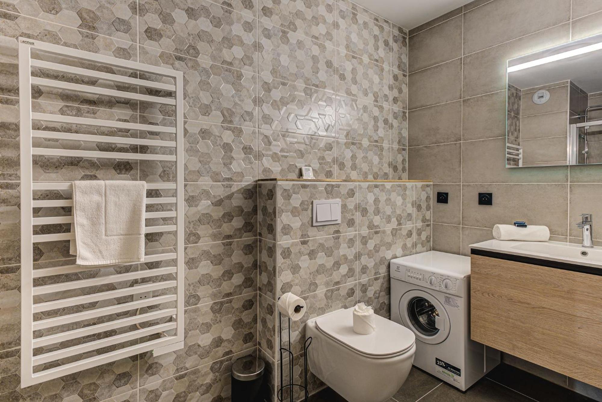 White Pearl A05 Modern Apartment Chamonix Alpes Travel Sleeps 4 To 6 Екстер'єр фото